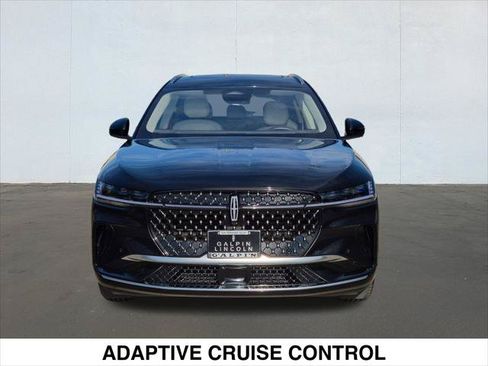Used 2026 Lincoln Nautilus Black Label AWD/4WD image 2