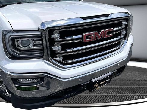 Used 2018 GMC Sierra 1500 SLT AWD/4WD image 33