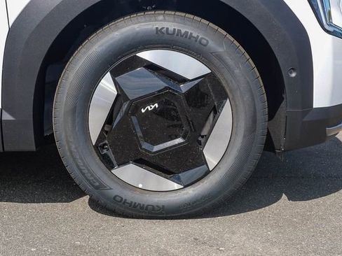 New 2026 Kia EV9 Wind image 10