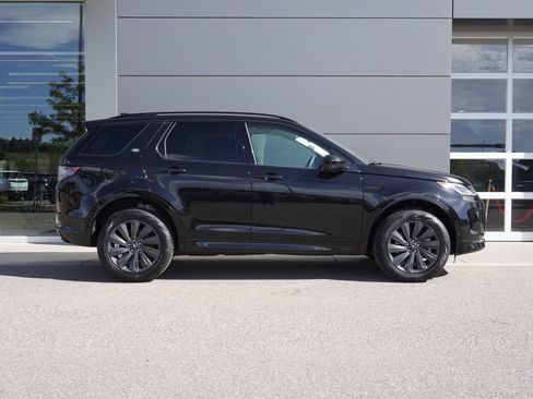 Used 2025 Land Rover Discovery Sport S AWD/4WD image 7