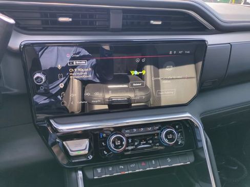 Used 2024 GMC Sierra 2500 Denali w/ Technology Package AWD/4WD image 21