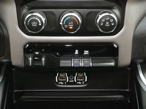 Used 2021 RAM 1500 Lone Star image 17