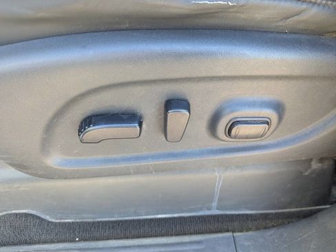 Used 2018 Nissan Titan PRO-4X image 24