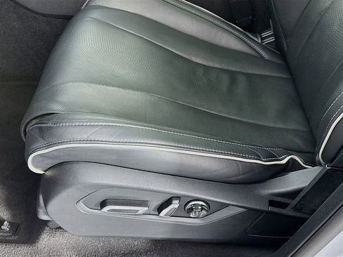 Used 2022 Acura MDX SH-AWD w/ Advance Package image 24