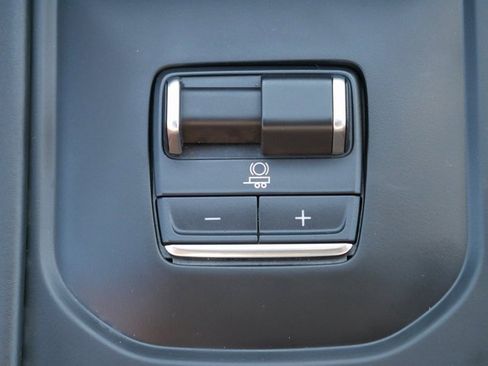 Used 2024 GMC Sierra 2500 Denali Ultimate w/ Snow Plow Prep/Camper Package image 27