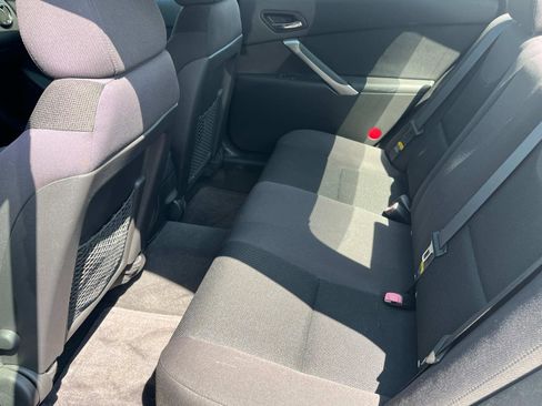 Used 2005 Pontiac G6 GT image 18