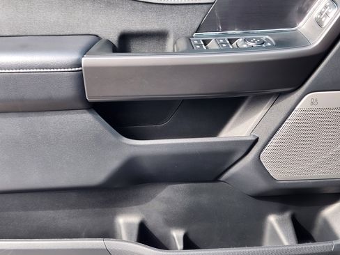 Used 2025 Ford F150 Lariat w/ Equipment Group 501A Mid image 20