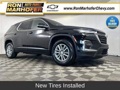 Used 2023 Chevrolet Traverse LT