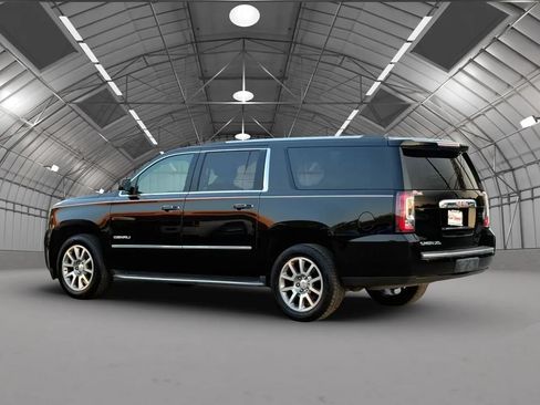 Used 2017 GMC Yukon XL Denali w/ Open Road Package AWD/4WD image 5