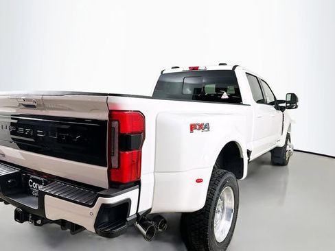 New 2026 Ford F450 Platinum w/ FX4 Off-Road Package image 7