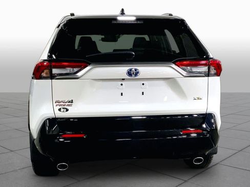 Used 2021 Toyota RAV4 XSE w/ Weather Package AWD/4WD image 5
