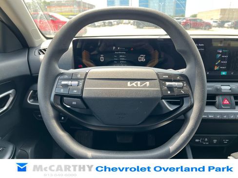 Used 2025 Kia K4 FWD image 11