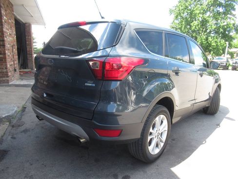 Used 2019 Ford Escape SE AWD/4WD image 13