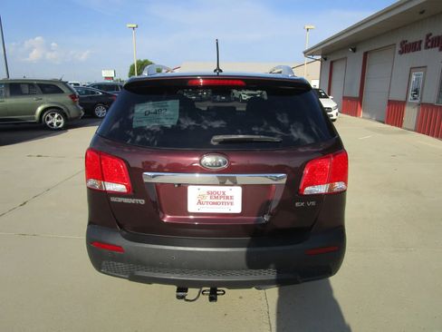 Used 2012 Kia Sorento EX w/ EX V6 Premium Pkg AWD/4WD image 6