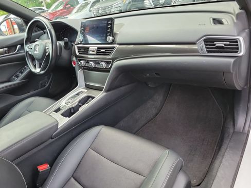Used 2021 Honda Accord Sport image 8