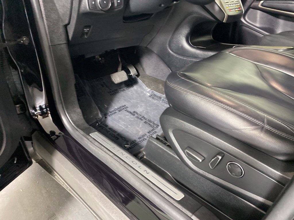 Used 2019 Lincoln MKC Premiere AWD/4WD image 26