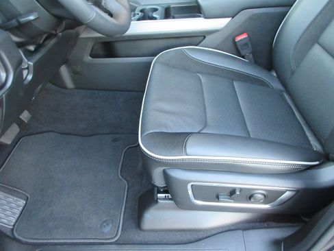 Used 2026 RAM 1500 Laramie w/ Night Edition AWD/4WD image 24