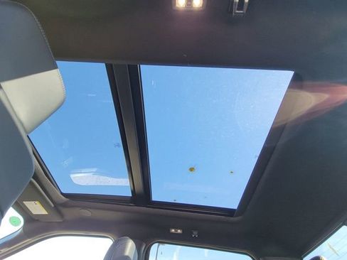 New 2026 Ford F150 Platinum w/ Equipment Group 702A High image 9