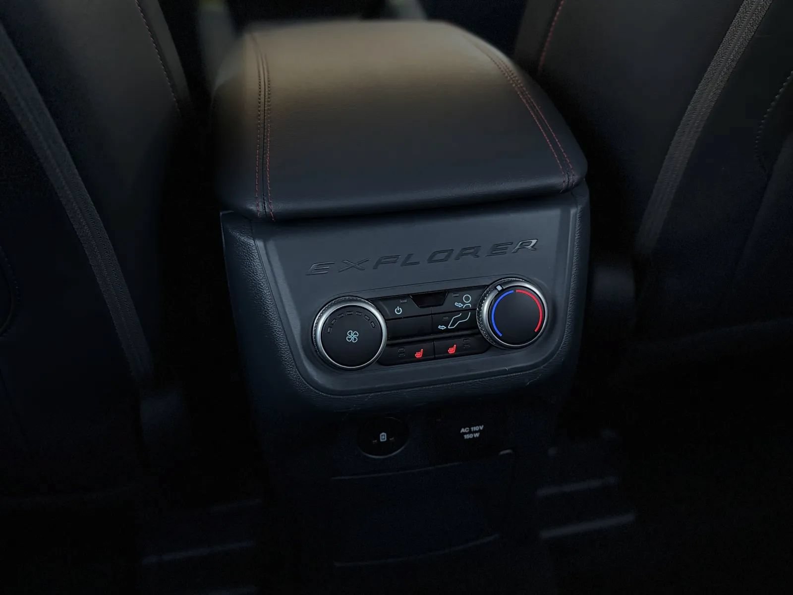 Used 2025 Ford Explorer ST AWD/4WD image 44
