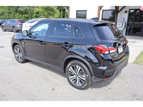 Used 2024 Mitsubishi Outlander Sport AWD image 3