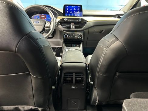Used 2022 Ford Escape Titanium w/ Titanium Elite Package AWD/4WD image 38