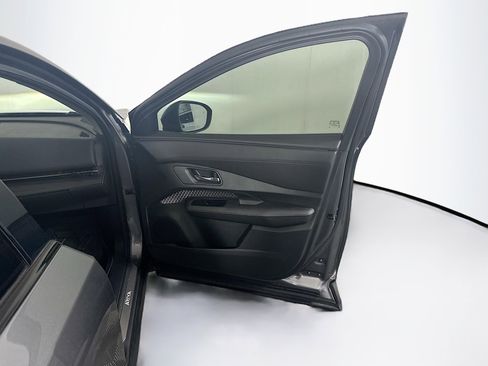 Used 2023 Nissan Ariya FWD image 35