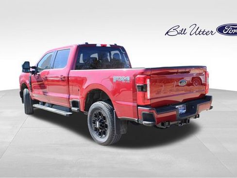New 2026 Ford F250 Lariat w/ Black Appearance Package image 4