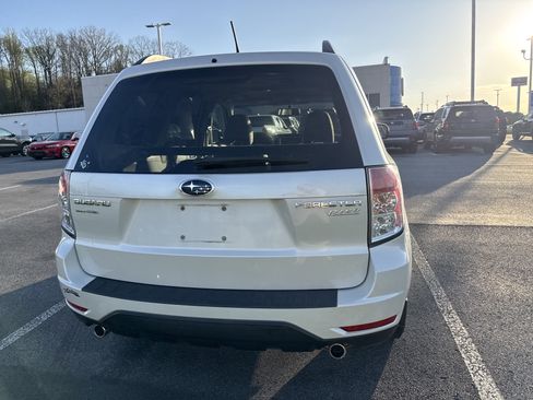 Used 2012 Subaru Forester 2.5X Premium AWD/4WD image 4