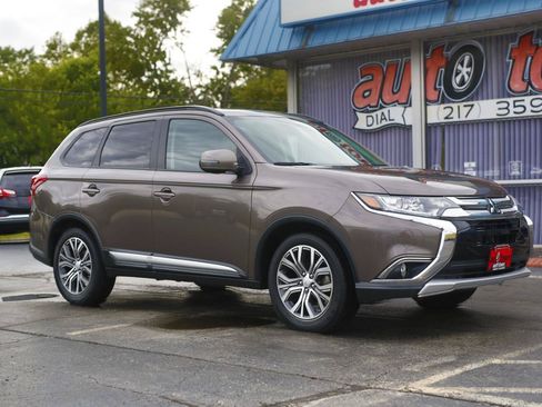 Used 2016 Mitsubishi Outlander SEL AWD/4WD image 23