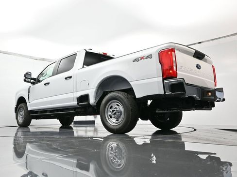 New 2026 Ford F250 XL w/ XL Chrome Package AWD/4WD image 45