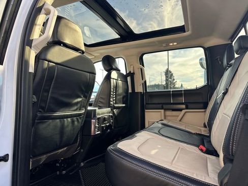 Used 2020 Ford F350 Limited image 12