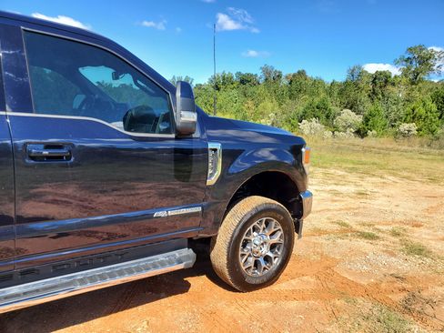 Used 2022 Ford F250 Lariat w/ Lariat Ultimate Package image 12