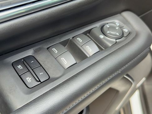 Used 2023 Chevrolet Tahoe Z71 AWD/4WD image 15