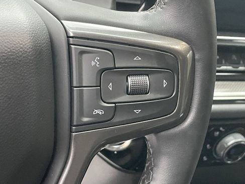 Used 2023 Chevrolet Silverado 1500 ZR2 w/ Technology Package image 35