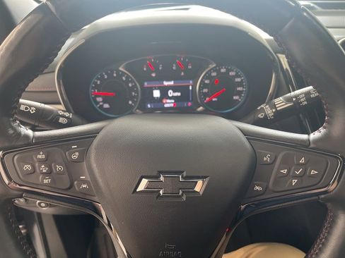 Used 2022 Chevrolet Equinox RS w/ RS Leather Package image 16