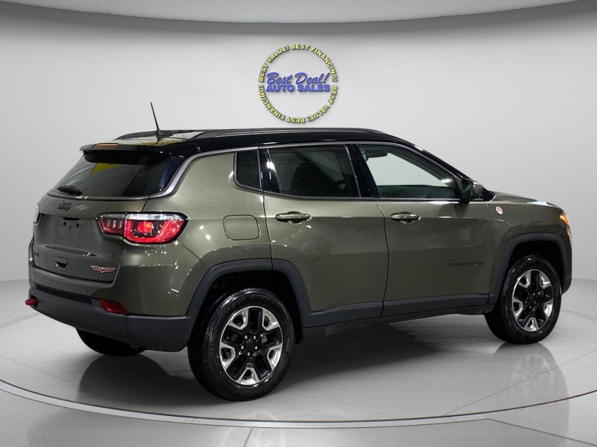 Used 2018 Jeep Compass Trailhawk w/ Cold Weather Group AWD/4WD image 5
