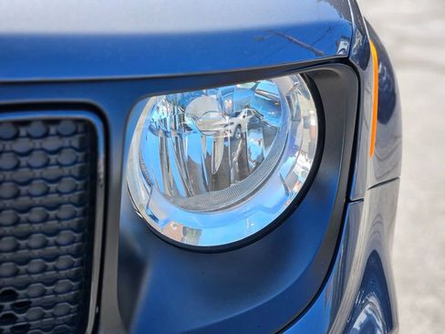 Used 2023 Jeep Renegade Altitude w/ Sun/Sound Group image 10