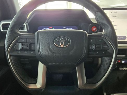 Used 2024 Toyota Tacoma TRD Off-Road AWD/4WD image 30