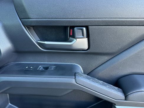 New 2025 Toyota Tacoma TRD Off-Road image 18