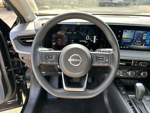 Used 2026 Nissan Kicks S FWD image 21