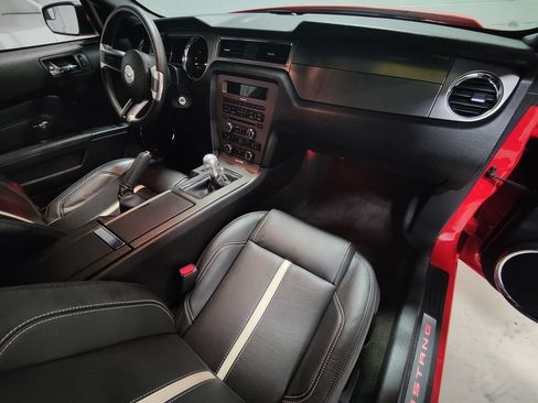 Used 2014 Ford Mustang GT Premium RWD image 14