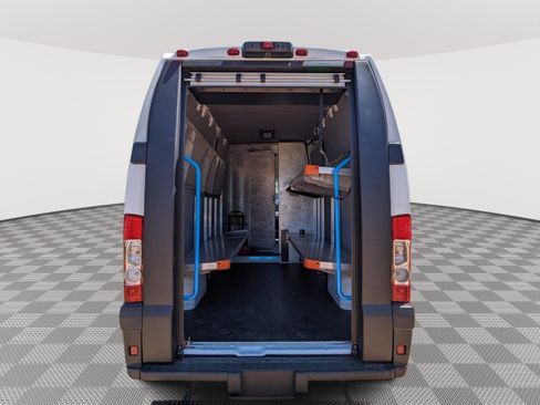 New 2024 RAM ProMaster 3500 w/ Delivery Van Package FWD image 9