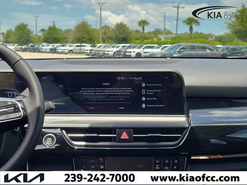 New 2026 Kia Seltos S FWD image 17
