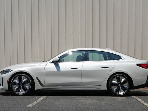 Used 2023 BMW i4 eDrive35 RWD image 8