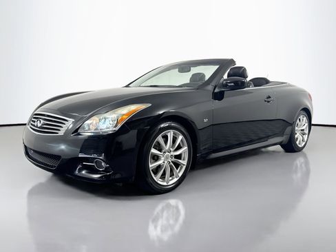 Used 2014 INFINITI Q60 Convertible w/ Premium Package image 40