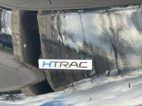 Used 2023 Hyundai Santa Fe SEL image 9