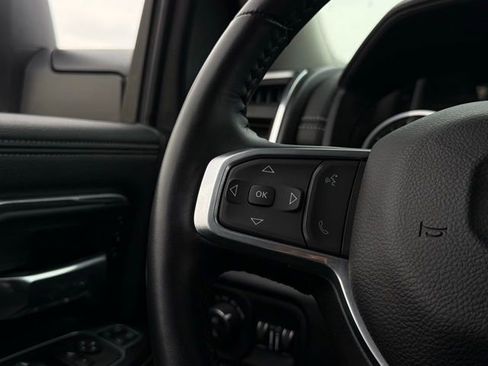 Used 2024 RAM 2500 Laramie AWD/4WD image 11