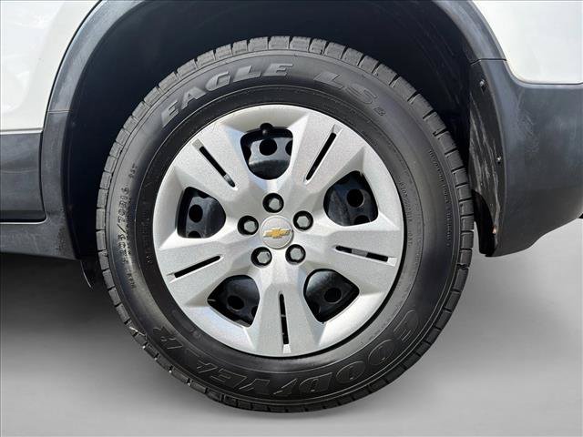 Used 2015 Chevrolet Trax LS FWD image 10