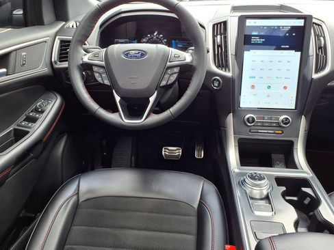 Used 2024 Ford Edge ST-Line AWD/4WD image 6