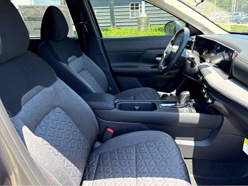 New 2026 Nissan Kicks S FWD image 12